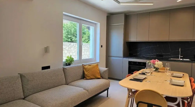 Апартаменты Classic Stylish and Elegant Crikvenica Apartments