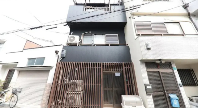 Omotenashi Feel Tradition 4 Bed room for 14PAX Renovated (193-9), Забронировать Отель Отели Сакаи 3 звезды, 3*