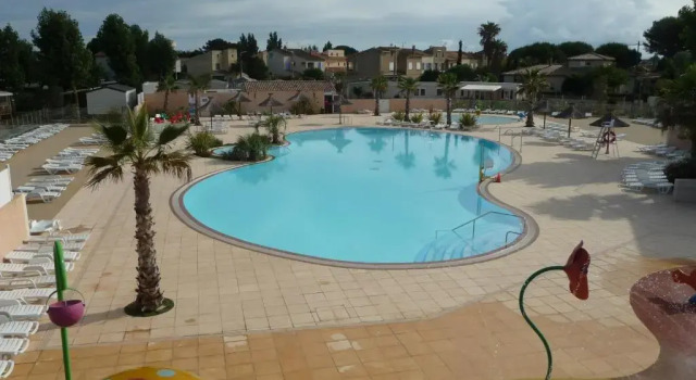 Mobilhome O 104, Book Hotel Hoteller i Sérignan-Plage med pool, Swimmingpool