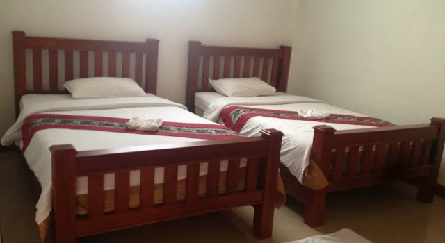 Standard Doppel Zimmer mit Balkon Chalouvanh Hotel