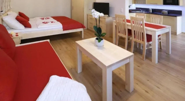 Andel Apartmany, Забронировать Отель Отели Праги с завтраком, рядом с Театр Svanda, Завтраки