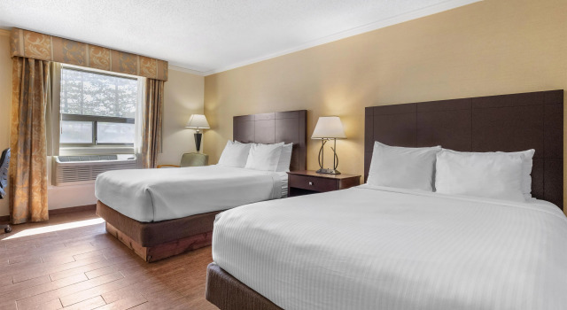 Четырёхместный номер Standard Best Western Davison Inn