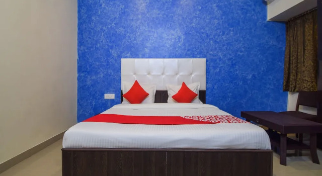 Двухместный номер Standard OYO 26659 Hotel Parmanand Garden