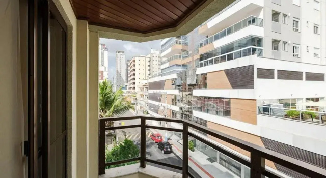 Апартаменты Lindo apto 1 quadra do mar Meia Praia EIS305