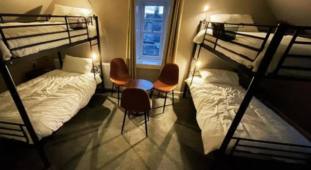 Четырёхместный номер Standard Moffat Independent Hostel