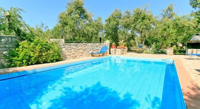 Вилла Villa Tzina