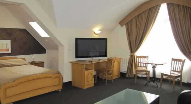 Hotel Avion - Self check in, Забронировать Отель Отели Пловдива 3 звезды, рядом с Roman Theatre Plovdiv, 3*