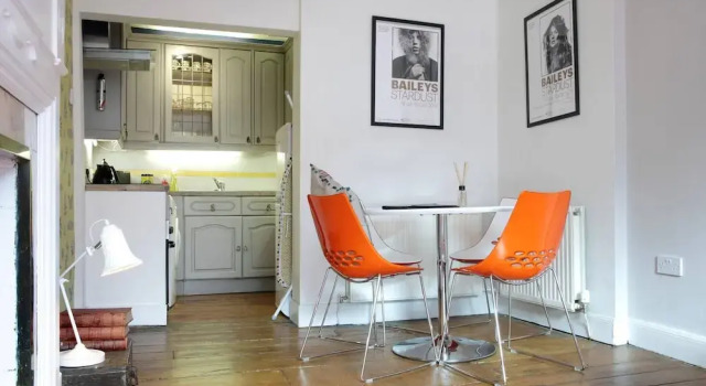 Апартаменты JOIVY Edinburgh Spacious Apartment - Royal Mile