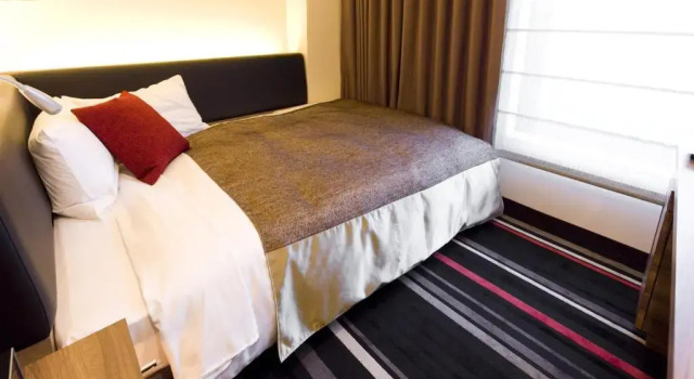 Semi-Double номер Standard Tokyo Green Palace