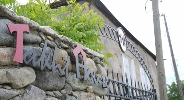 Takht House, Rezerwuj Hotel Dilidżan Tavush region