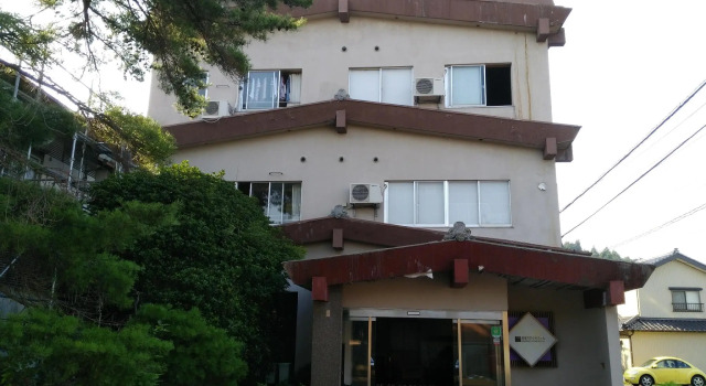 Iwamuro Slow Hostel