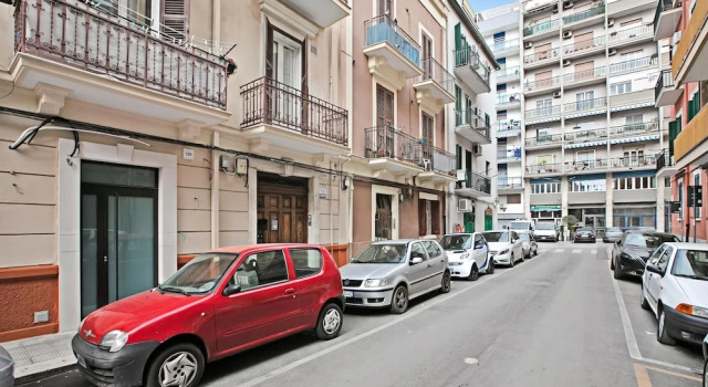 Dimora Cristina Apartment Bari, Buchen Sie Ferienwohnung Bari Metropolitanstadt Bari
