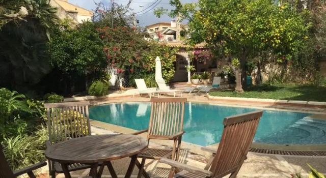 Вилла Luxury Villa for 16 people with seaview, pool and bbq