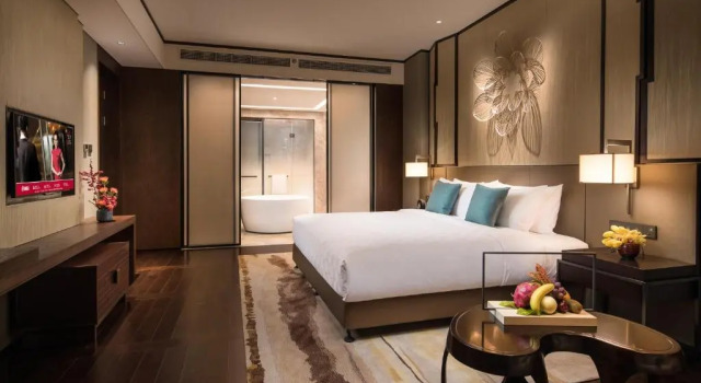 Двухместный номер Standard с видом на залив HUALUXE Xiamen Haicang Habour View