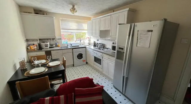 Апартаменты Stunning 3-bed Apartment in Croydon