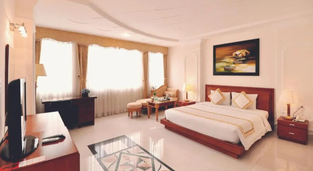 Люкс Luxury Tan Hoang Long Hotel