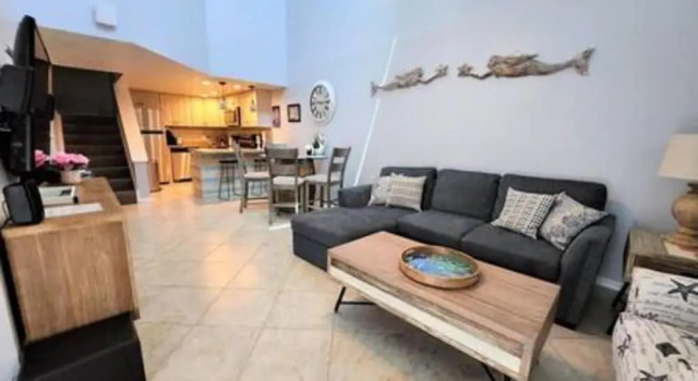 Multi-level Penthouse Deluxe - Sleeps 7 Pe112, Varaa Hotelli Cape Canaveral Space Coast