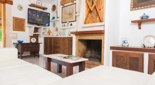 Hibiscus - Villa With Private Pool In Crestatx
