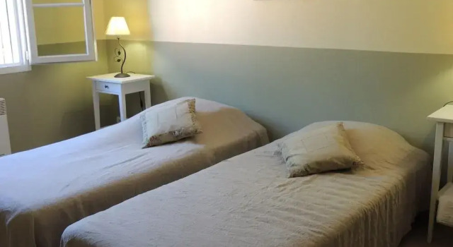 House in Buisson With Provencal Charm, Reserva ahora Hotel Roaix Provenza-Alpes-Costa Azul