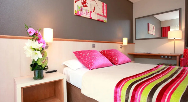 Двухместный номер Classic The Originals Boutique, Hôtel Les Strélitzias