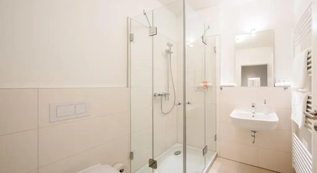Номер Comfort Haus Rissen Gaestehaus