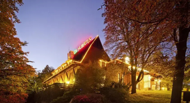 Tercia Hubertus Panzió, Забронировать Отель Шопрон Lake Neusiedl, рядом с Goat Church and Chapter House
