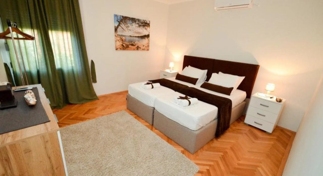 Apartments Tea Kotor