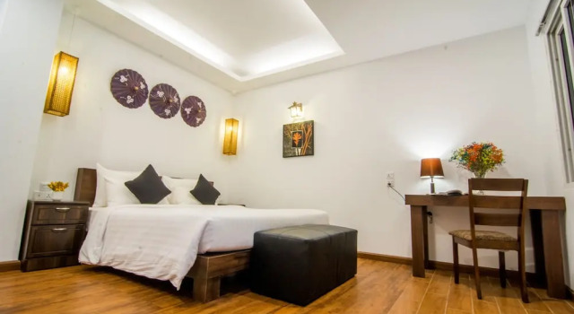 Двухместная студия с балконом Woodside Inn & Serviced Apartments