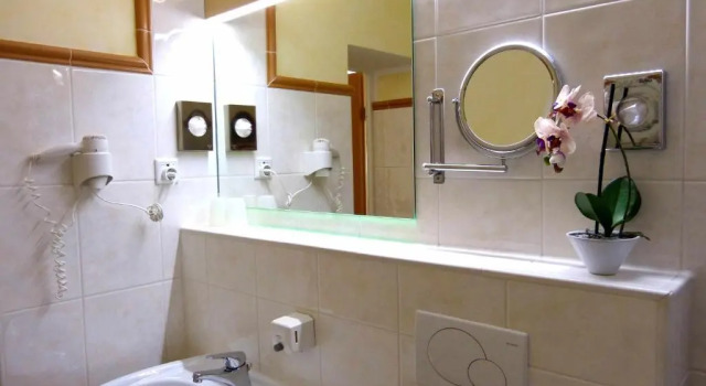 Полулюкс Hotel Wurms