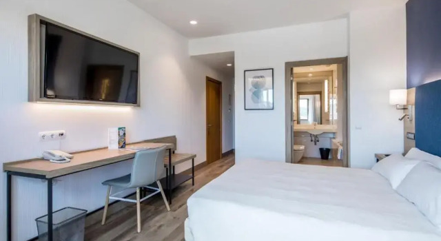Двухместный номер Deluxe Hotel Puerta de Bilbao