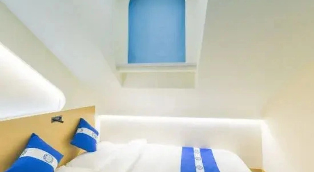 Люкс Дуплекс с 2 комнатами Summer Homestay (Changbai Mountain Edelweiss Deer Taming Garden Branch)
