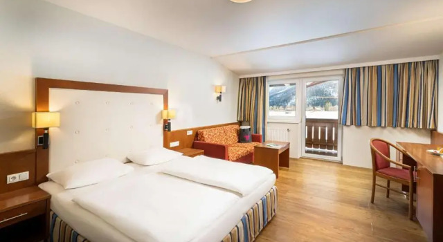 Двухместный номер Comfort KUHOTEL Steinplatte, Trademark Collection by Wyndham