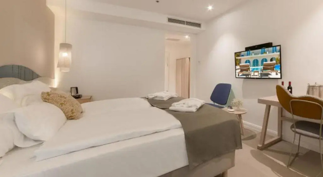 Двухместный номер Standard с балконом и с видом на море Bluesun Hotel Jadran