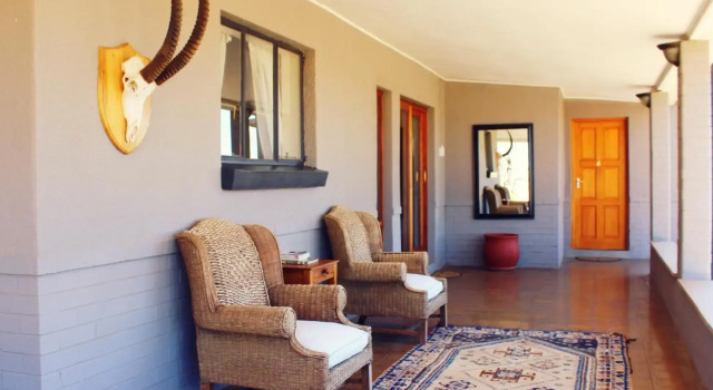 Otterskloof Private Game Reserve, Забронировать Дом для отпуска Отели Фри-Стейт с парковкой, Парковка