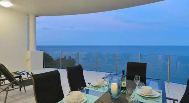 Апартаменты с 3 комнатами с видом на океан Bellevue At Trinity Beach