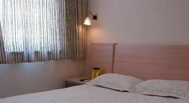 99 Express Hotel Kaifeng Eight floor, Book Hotel Kaifeng Henan