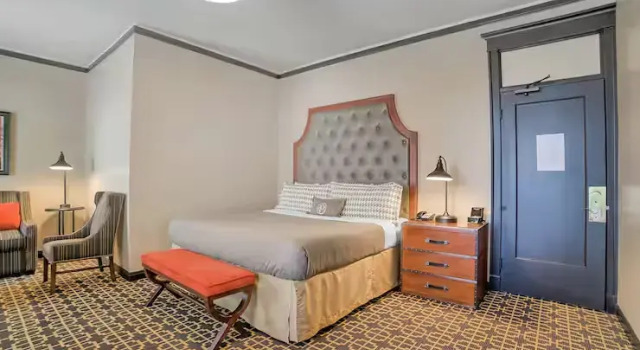 Полулюкс The Peery Salt Lake City Downtown, Tapestry Collection by Hilton