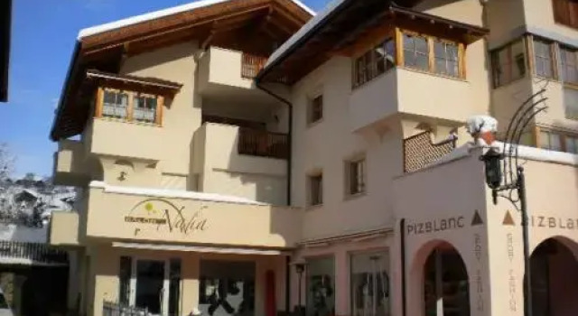 Apartment Goller