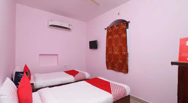 OYO 16690 Namo Buddha Hotel, Varaa Hotelli Hotellit Bodhgaya aamiaisella, Aamiainen