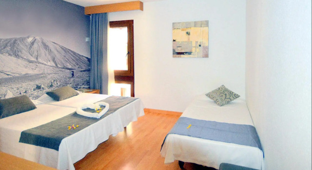 Hotel Adonis Plaza