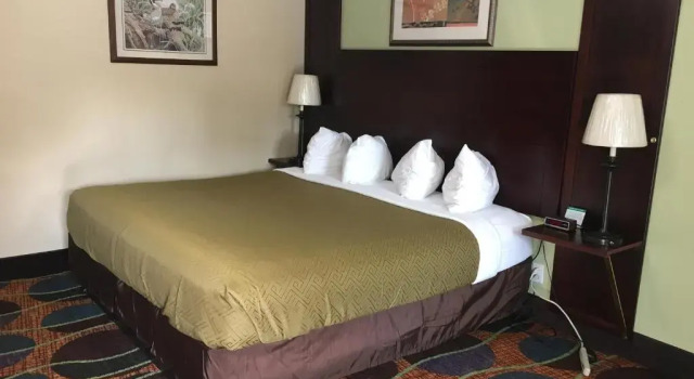 Номер Standard colony motel Jamestown