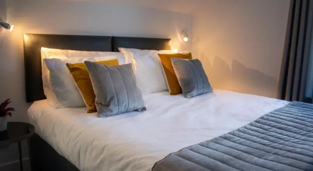 Fino Rooms, Забронировать Отель Отели Исторического графства Суссекса с парковкой, Парковка
