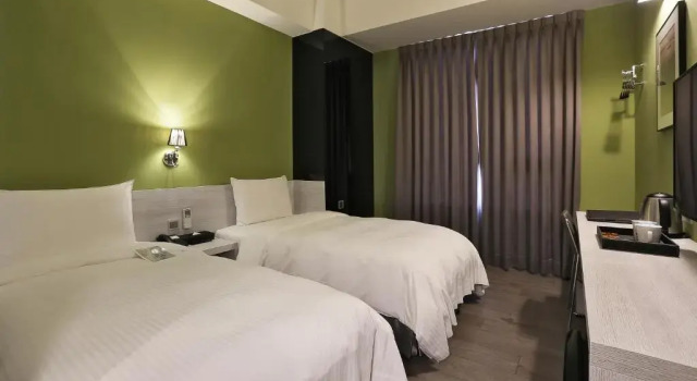 Standard Doppel Zimmer mit Stadtblick Miller Inn