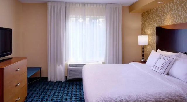Студия Fairfield Inn by Marriott