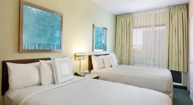 Трёхместный люкс Austin Marriott South