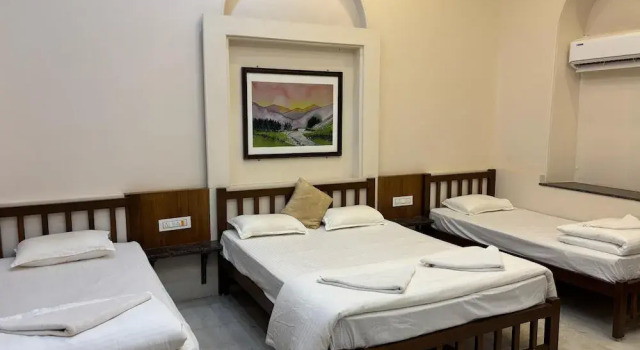 Двухместный номер Luxury с балконом и с видом на окрестности Madhuvan Retreat Resort Amba