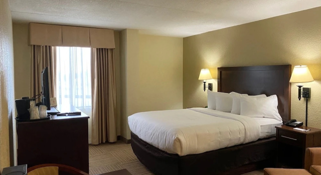 Двухместный номер Standard The Atrium Hotel on Third