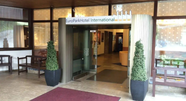Europark Hotel International, Varaa Hotelli Hotellit Baijeri pysäköinnillä, Pysäköinti