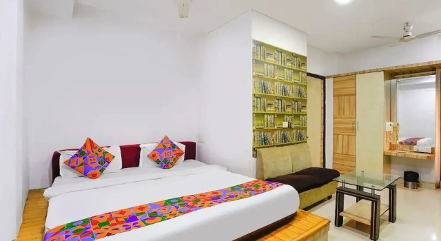 Fabhotel Panchratna, Забронировать Отель Отели штата Махараштры 3 звезды, 3*