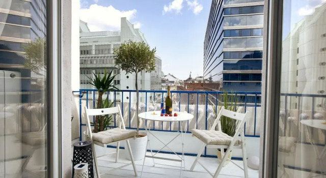 Апартаменты Comfort Opera City Center Apartments